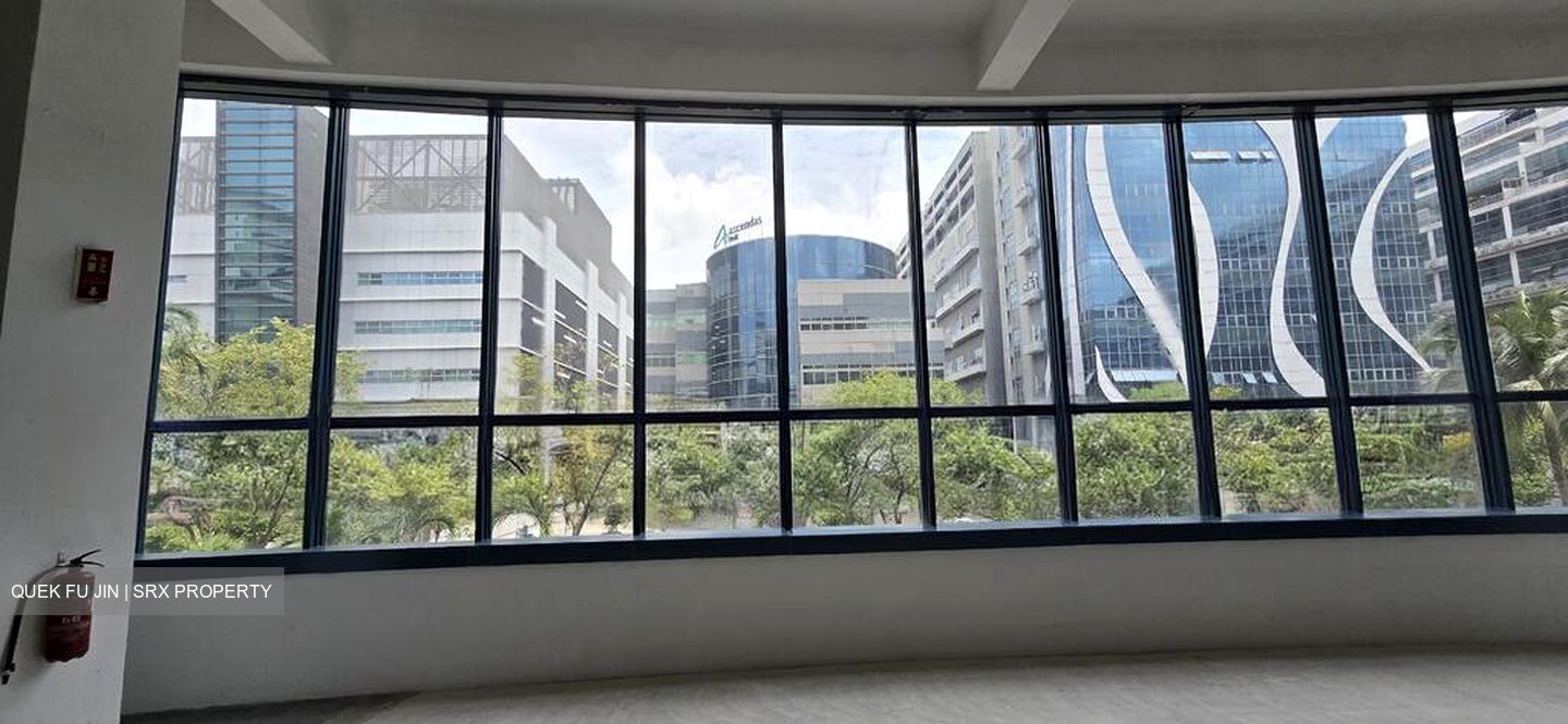 Cyberhub North (D19), Factory #518510751